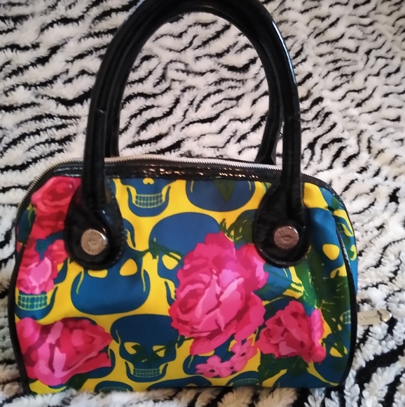 Vtg Betsey Johnson Yellow Skull Roses Cosmetic Bag - Picture 8 of 8